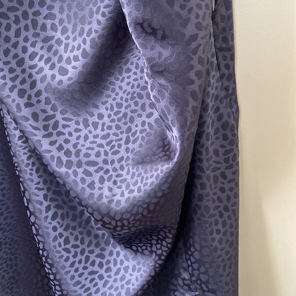 Pattern navy mini dress - Picture 6 of 6